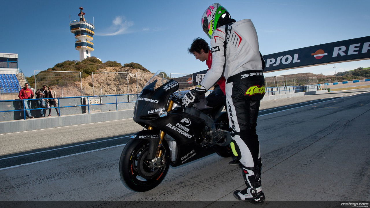 Día 1 de test MotoGP CRT en Motorland Aragón