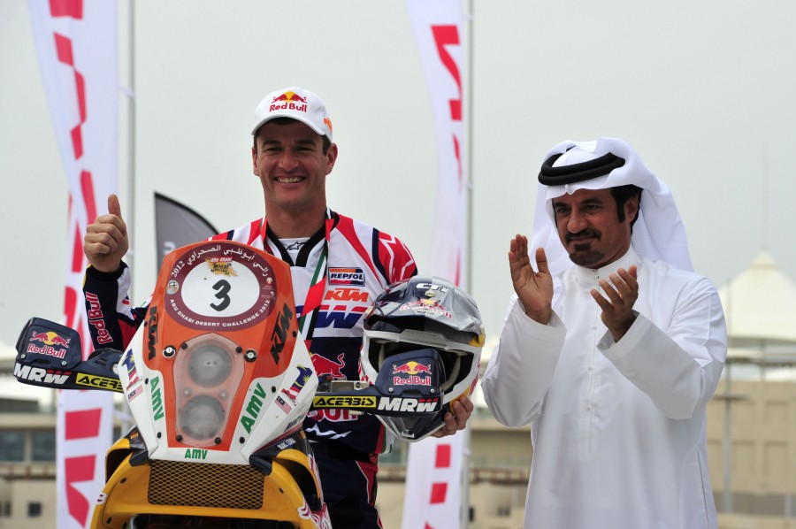 Marc Coma triunfa en el Abu Dhabi Desert Challenge 2012