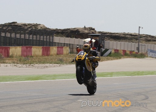 Jordi Torres vence Moto2 en el CEV de Motorland