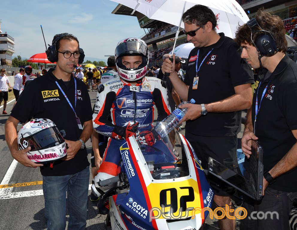 Jordi Torres triunfa en Moto2 CEV en el Circuit de Catalunya