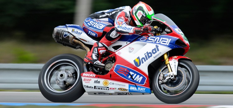 Davide Giugliano el mejor en la QP1 de Superbikes en Brno
