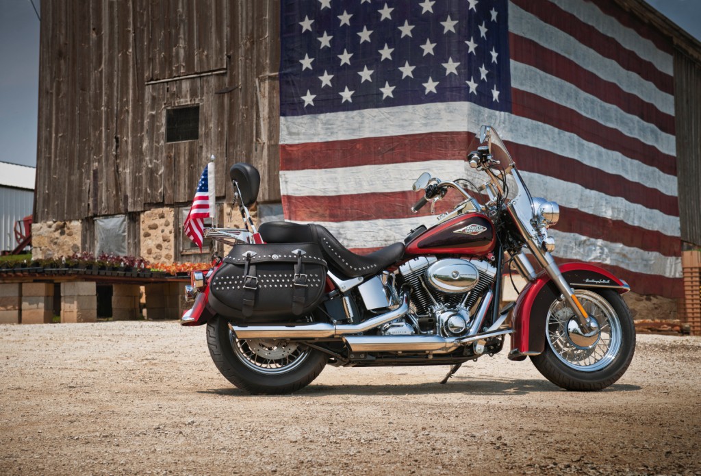 Cambia el aspecto de tu Harley-Davidson FLSTC Softail Heritage Classic