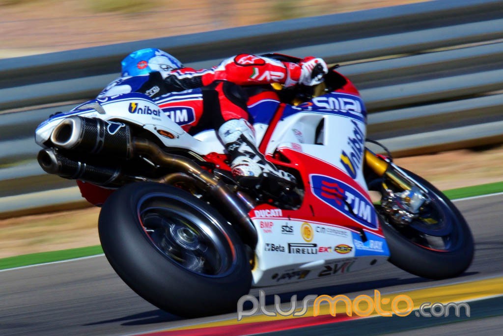 Galería de fotos de Superbikes y Supersport de Motorland 2012