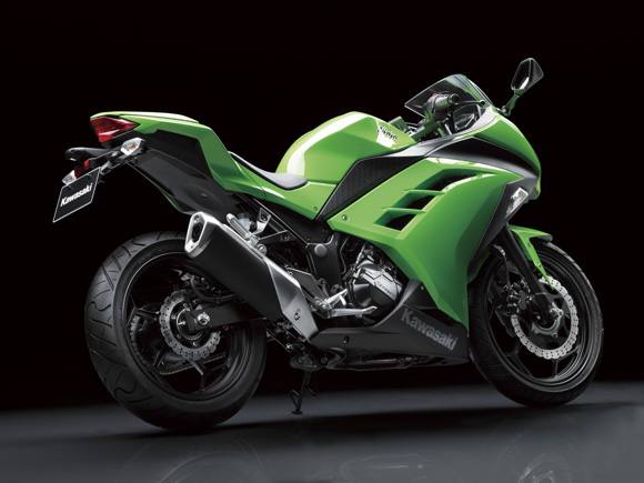 Desvelada la Kawasaki Ninja 250R 2013 para el mercado asiático