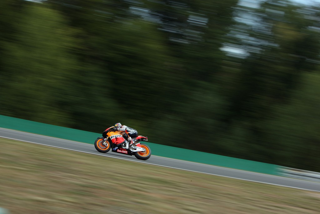 Repsol: Mack y Pedrosa los más rápidos, Marquez sexto en Brno