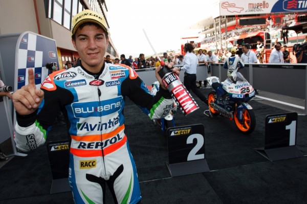Maverick Viñales se quedará en Moto3 para 2013 y subirá en 2014 a Moto2