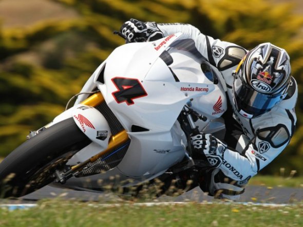 Hiroshi Aoyama será piloto MotoGP CRT 2013 con Avintia Blusens