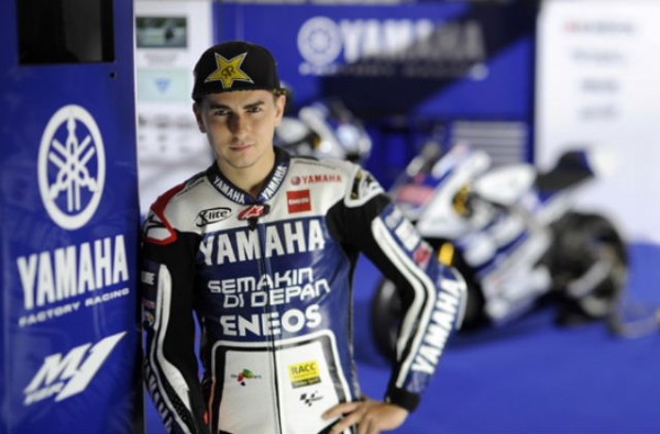 Jorge Lorenzo viaja hoy a Mallorca para brindar su título 2012 MotoGP