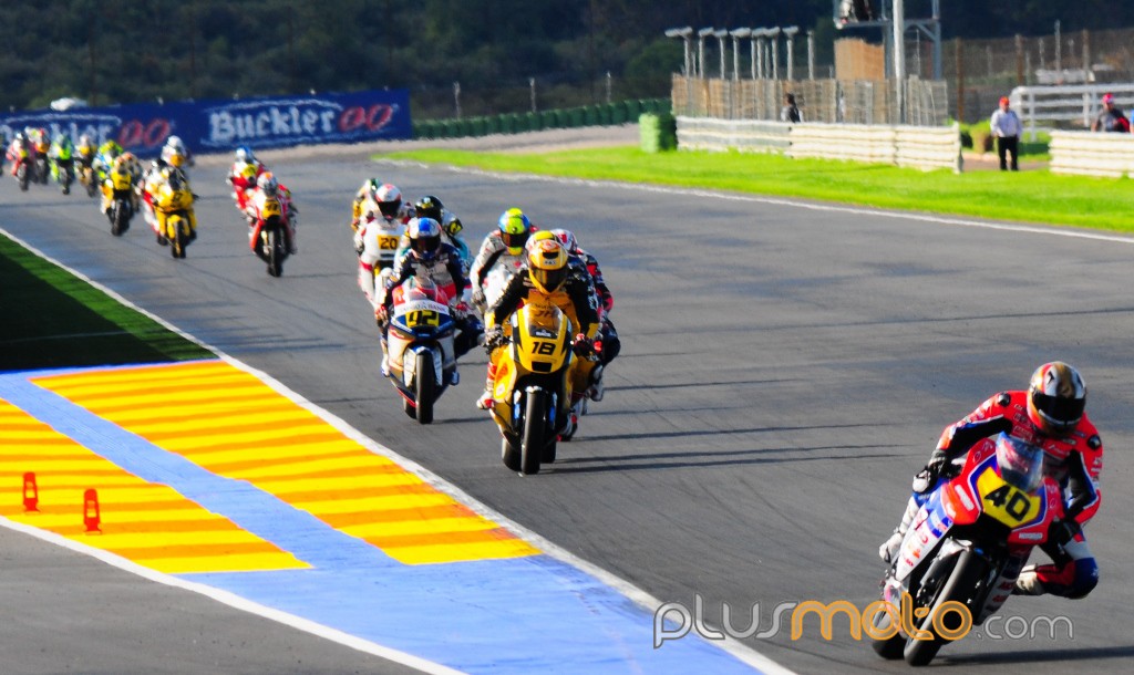 Jordi Torres gana y se proclama Campeón de España Moto2 en Valencia