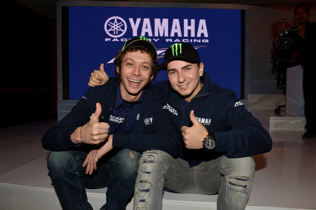 Jorge Lorenzo y Valentino Rossi juntos de ruta asiática