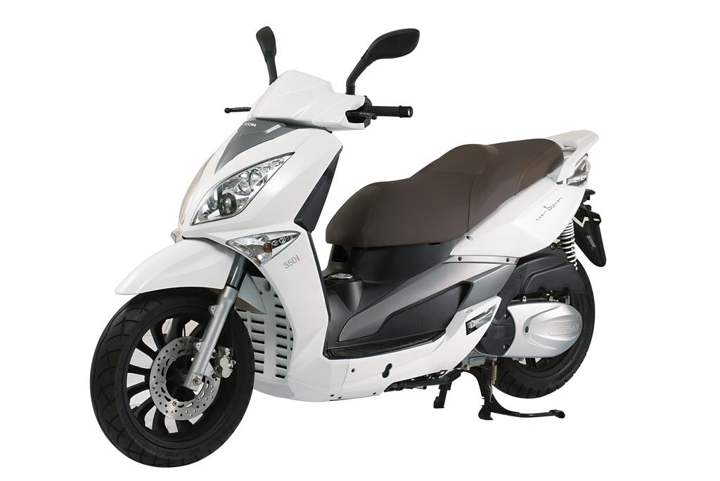 Aeon pone en promoción su scooter Urban 125