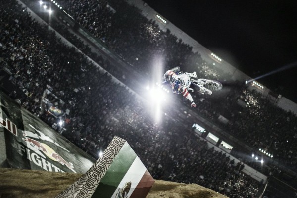 Tom Pages FMX