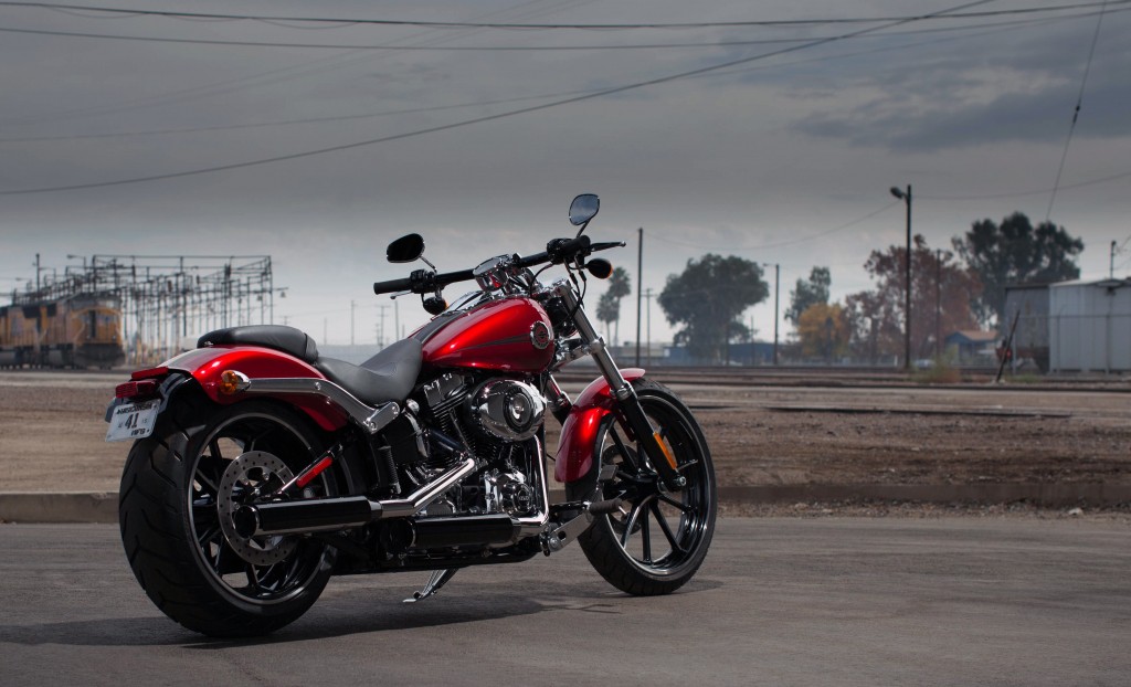 Nueva Harley-Davidson Breakout 2013