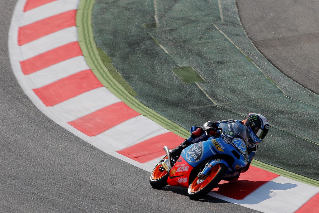 Rins, Márquez y Luthi dominan el FP3 en el Circuit de Catalunya