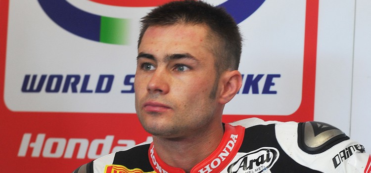 Leon Haslam será piloto Red Devils Roma Aprilia en SBK 2015