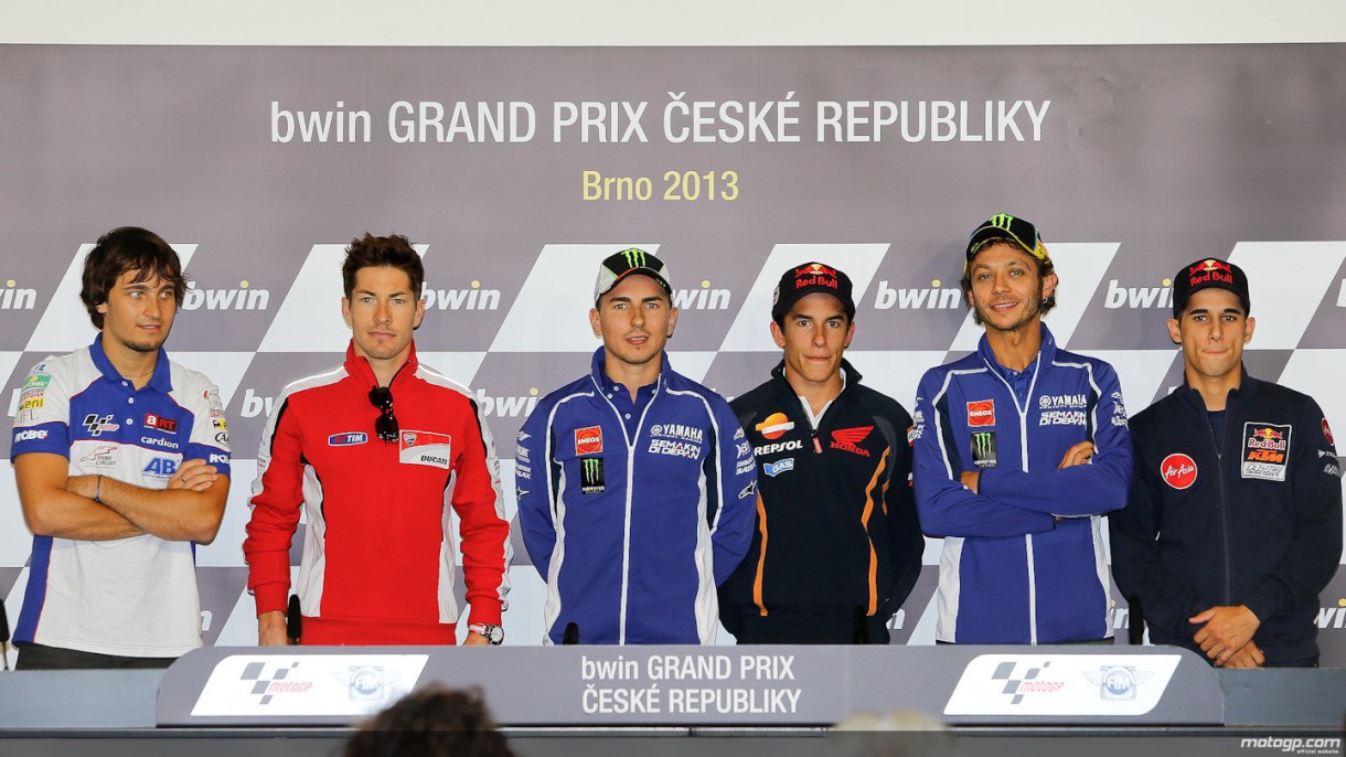 Márquez, Lorenzo, Rossi, Hayden, Abraham y Salom en la rueda prensa de Brno