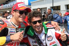 Stefan Bradl seguirá con el equipo LCR Honda MotoGP para 2014