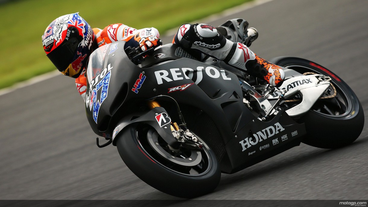 La vuelta de Casey Stoner a MotoGP marcada por la lluvia en Japón