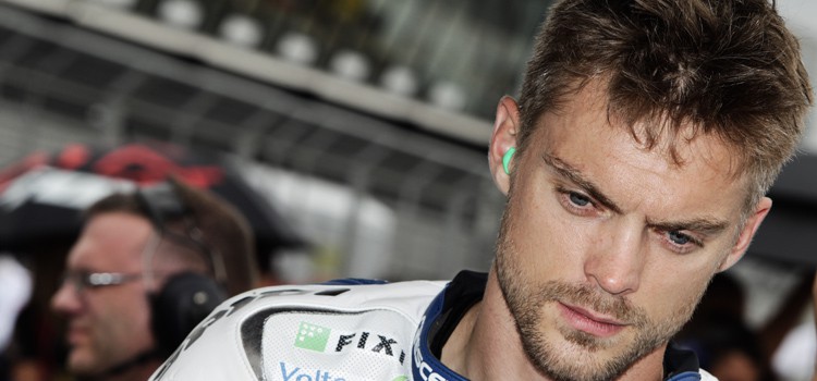 Leon Camier estará en la última cita SBK 2013 en Jerez