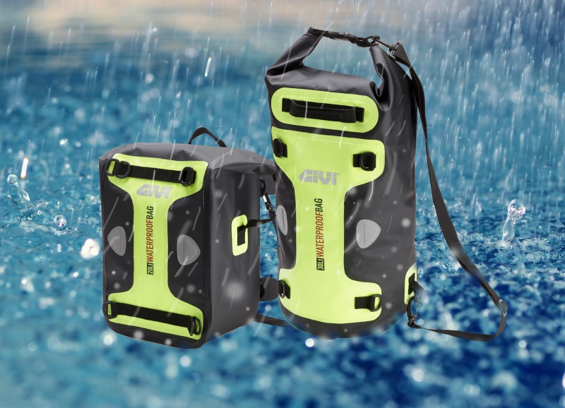 Givi y sus bolsas waterproof