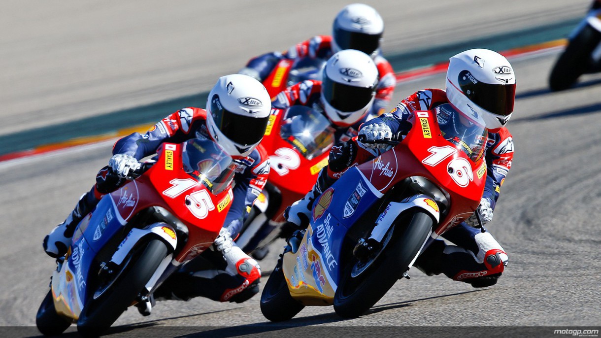 Los pilotos de la Shell Advance Asia Talent Cup en Motorland Aragón