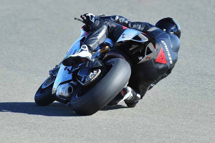 Xavi Forés de test privado con su Ducati preparando el IDM Alemán