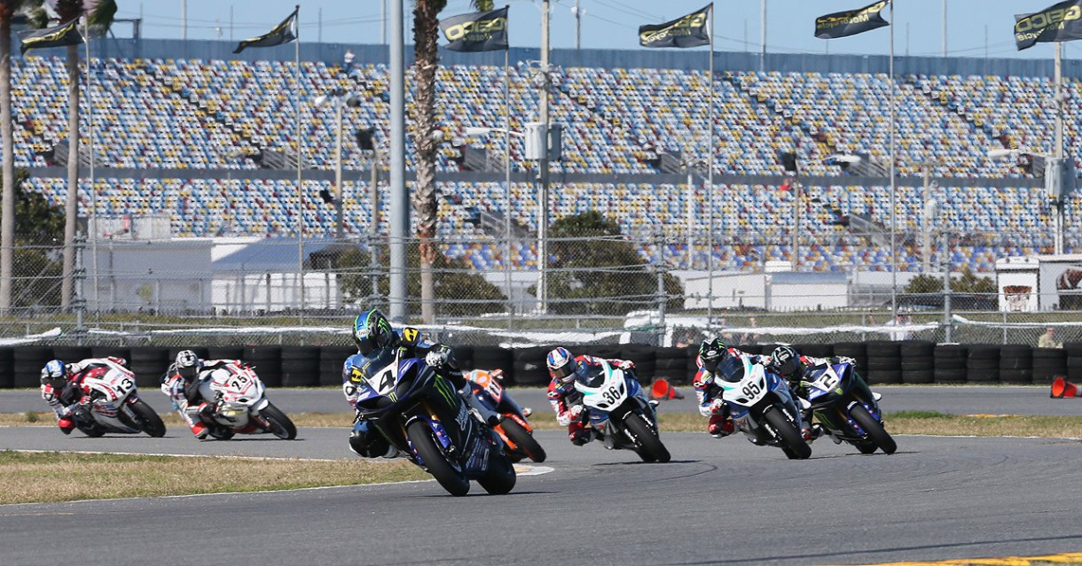 Hayes y Beaubier ganan las primeras mangas AMA Pro SBK en Daytona