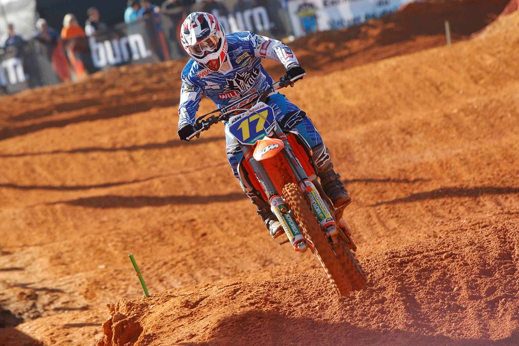 Butrón, Valentín, Martínez y Braceras triunfan en el Nacional MX 2014 en Valverde