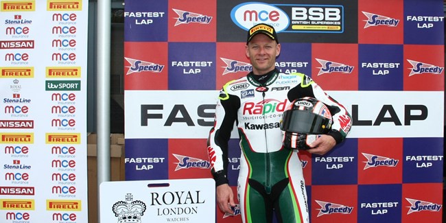 Shane Byrne es el poleman BSB 2014 en Oulton Park