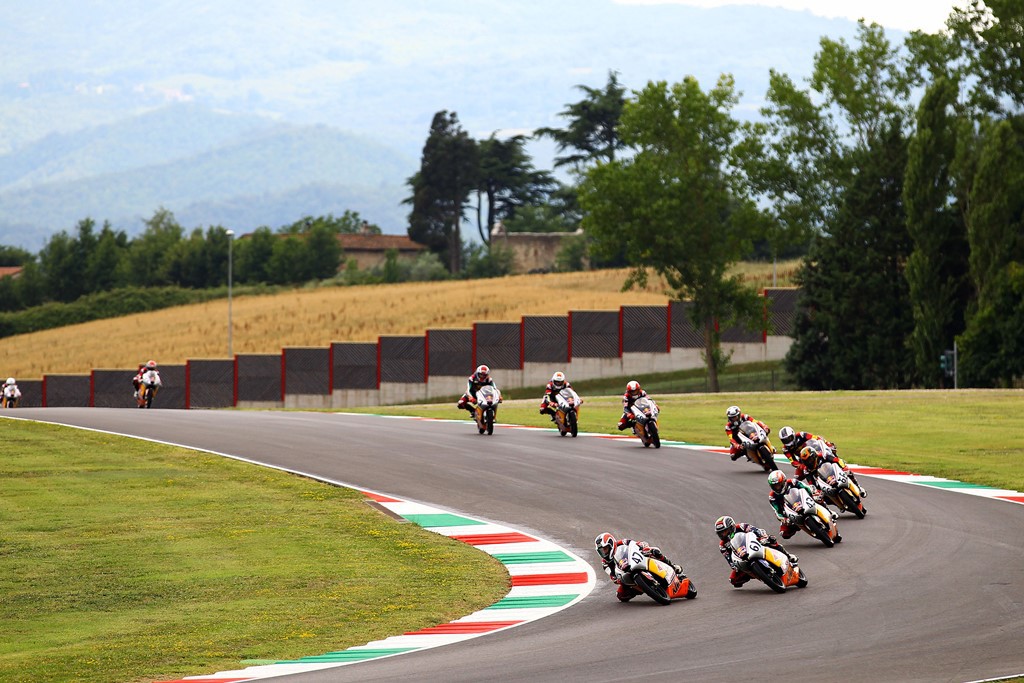 La Red Bull MotoGP Rookies Cup vuelve a la acción en Mugello