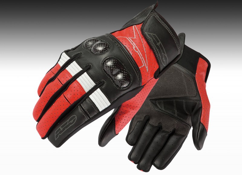 AXO presenta sus nuevos guantes cortos de estilo racing