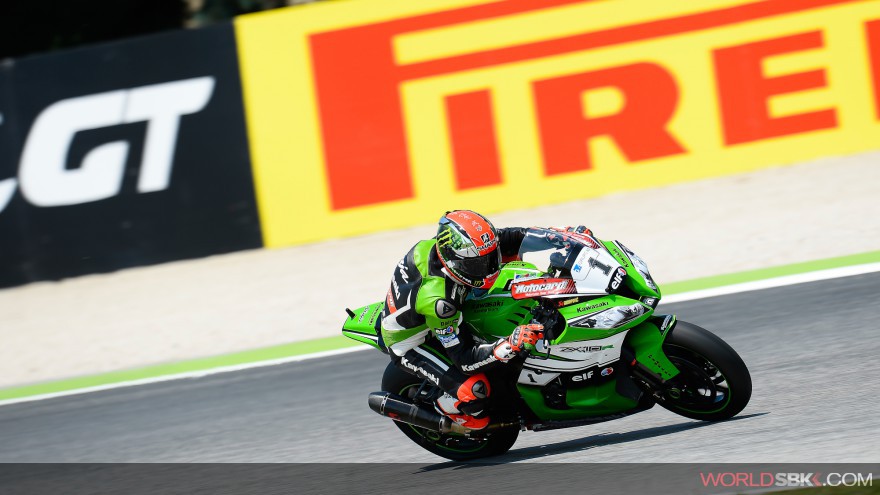 Tom Sykes marca la superpole SBK en Misano, Giugliano 2º y Guintoli 3º