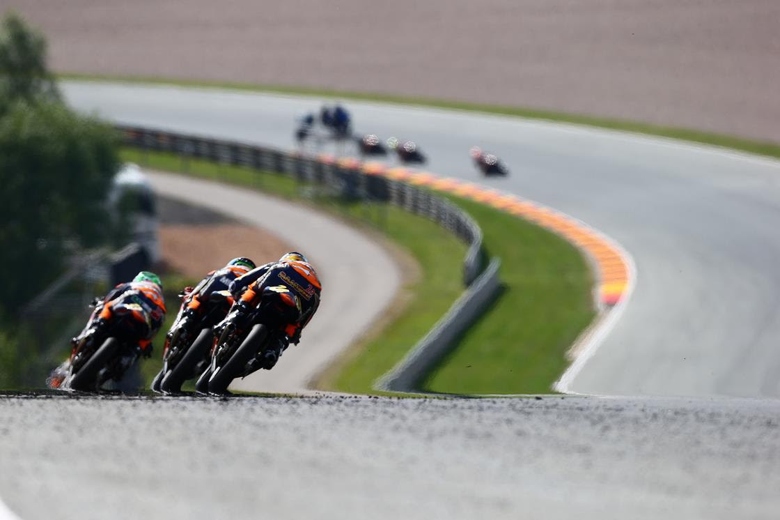 La Red Bull MotoGP Rookies Cup llega con fuerza a Sachsenring