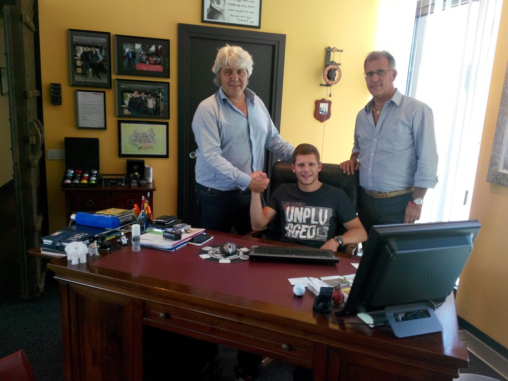 Stefan Bradl ficha por el equipo Forward Racing MotoGP para 2015