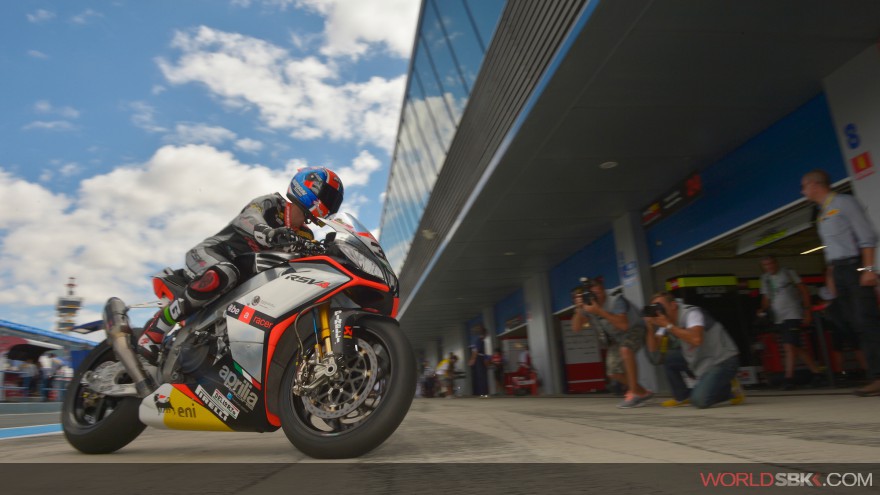 Marco Melandri logra el doblete Superbikes en Jerez