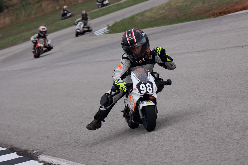 Rueda campeón de Minimotos de la Cuna de Campeones 2014