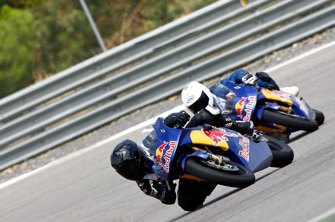 Selección de la Red Bull MotoGP Rookies Cup 2015 en Guadix