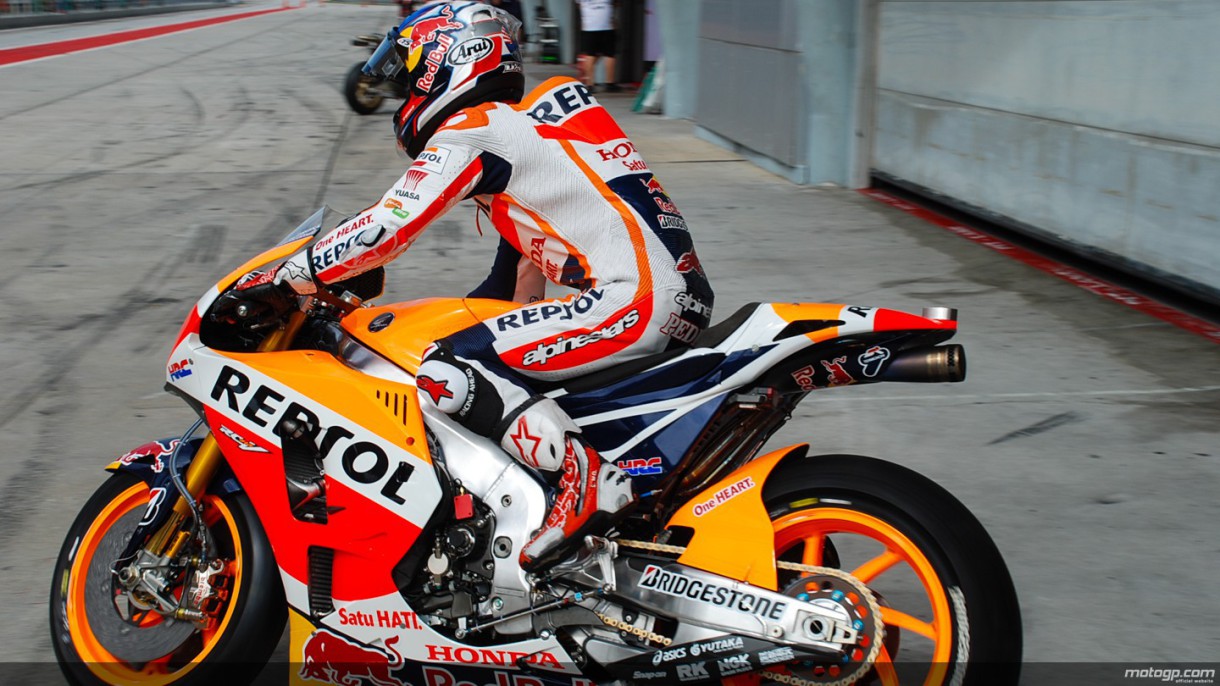 Marc Márquez lidera el día 1 de test MotoGP en Sepang