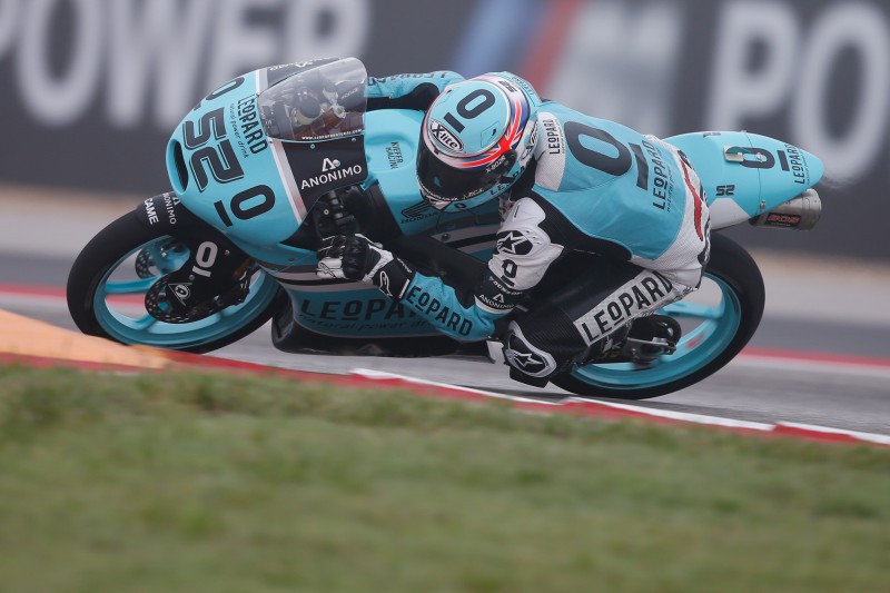 Danny Kent consigue la pole Moto3 en Austin, Oliveira 2º y Locatelli 3º