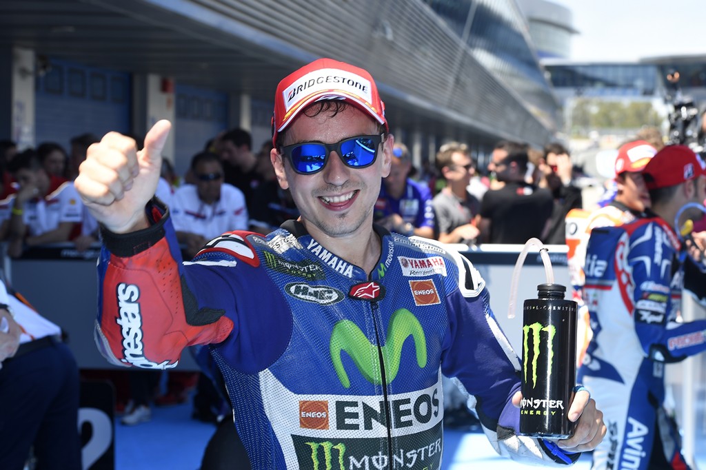 Jorge Lorenzo maravilla y gana la carrera de MotoGP Jerez, Márquez 2º y Rossi 3º