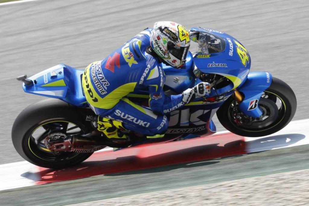 Aleix Espargaró logra la pole de MotoGP 2015 en Barcelona-Catalunya, Viñales 2º