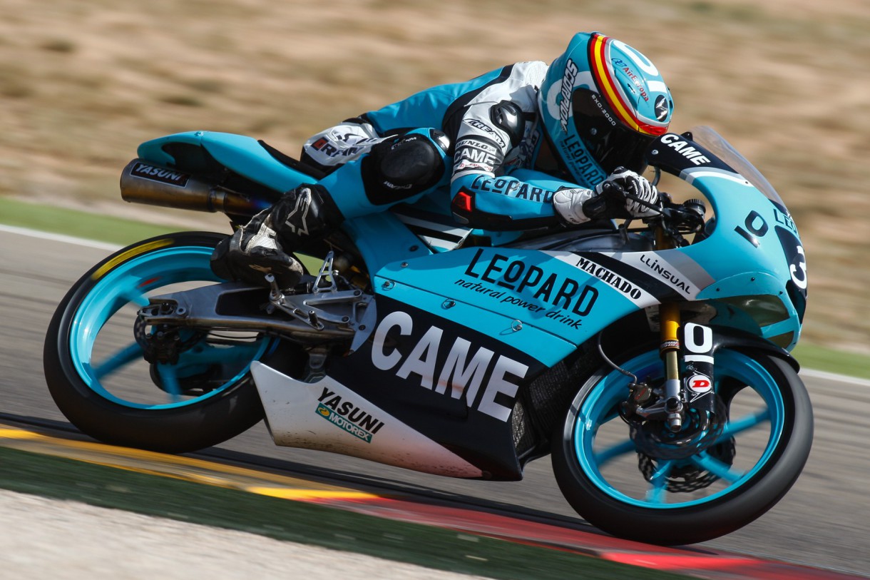 Joan Mir marca doblete en el Mundial Junior Moto3 en Motorland Aragón