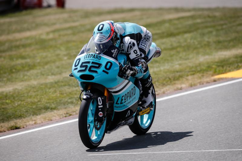 Danny Kent domina la carrera de Moto3 en Alemania, Vázquez 2º y Bastianini 3º