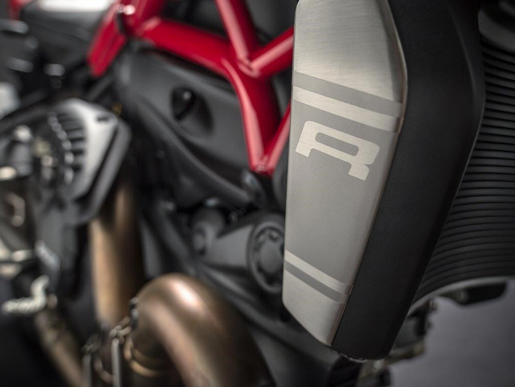 Ducati presentará la nueva Monster 1200 R en el Salón de Frankfurt 2015