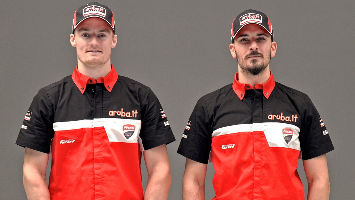 Davies y Giugliano renuevan con Ducati SBK para 2016