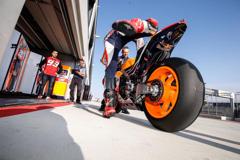 Final del test Michelin para los pilotos de MotoGP en Motorland Aragón