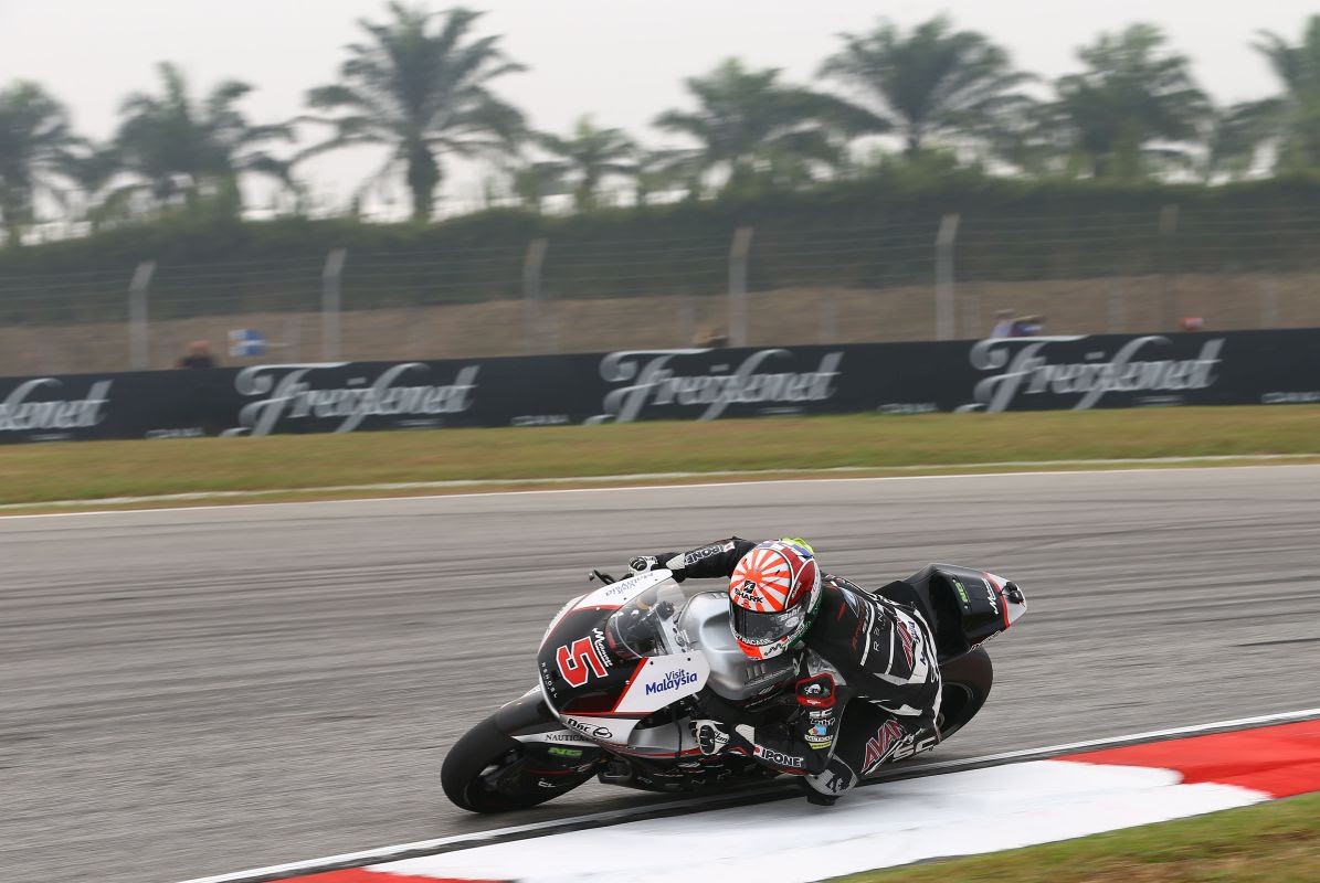 Johann Zarco triunfa en la carrera de Moto2 en Sepang, con Luthi 2º y Folger 3º