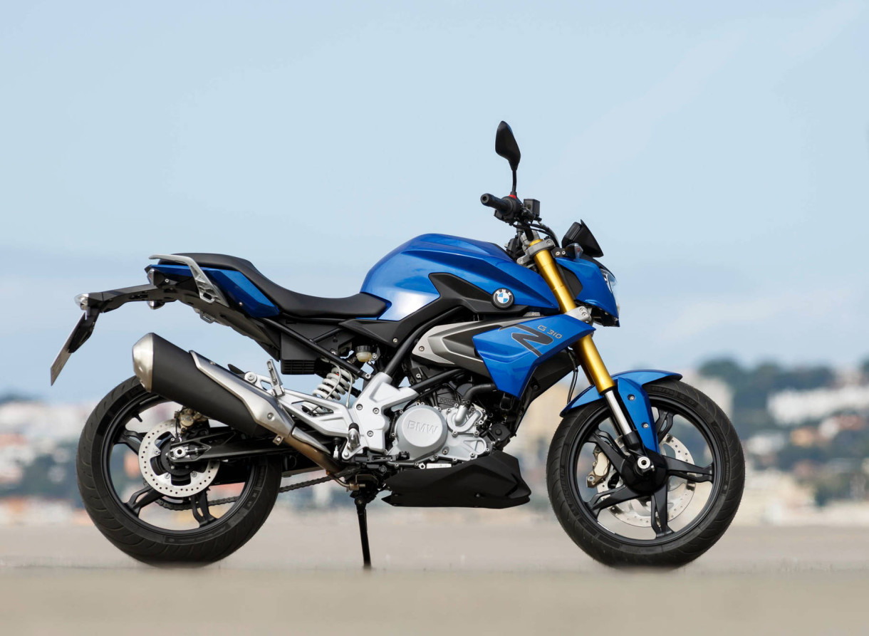 Repasamos las características de la BMW G 310 R con un vídeo