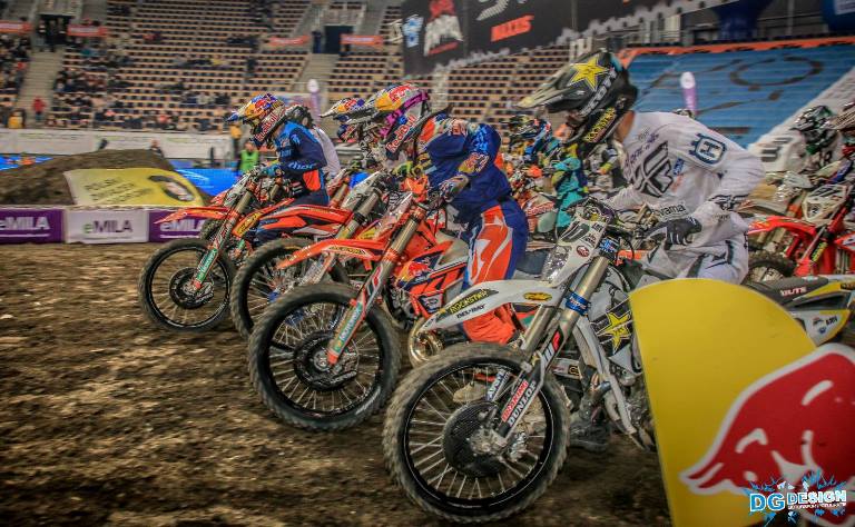 Webb gana la primera cita del Mundial de Superenduro 2016 en Polonia