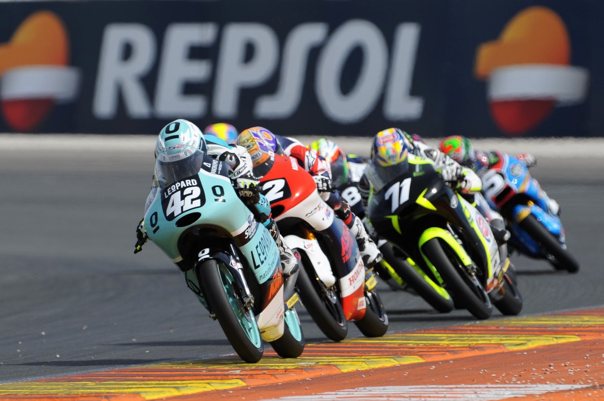 Toba, Ramírez, Granado, Odendaal y Scheib triunfan en el Mundialito Moto3 y Europeos Moto2 y SBK en Valencia